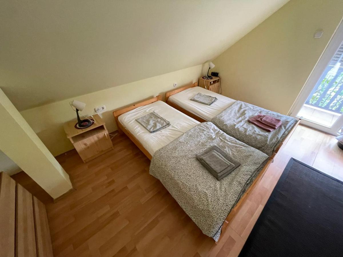 Ferienwohnung Thefi Vendeghaz Zánka Exterior foto
